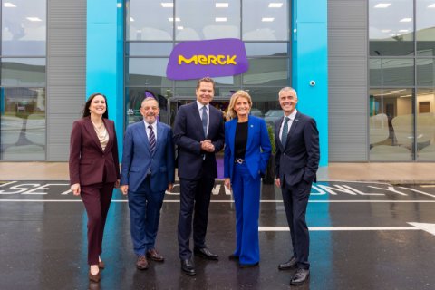 サイエンスとテクノロジーの世界的企業Merck、コークに1億5,000万ユーロ規模の気候中立型製造施設を開設